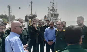 بازدید علمی ناحیه مقاومت بسیج شهرستان آبادان از اداره بندر و دریانوردی