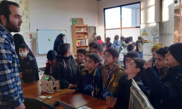 بازدید دانش آموزان زنجانی از خانه علم دانشگاه تحصیلات تکمیلی علوم پایه زنجان