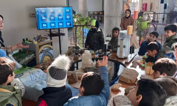 بازدید دانش آموزان زنجانی از خانه علم دانشگاه تحصیلات تکمیلی علوم پایه زنجان