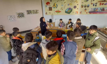 بازدید دانش آموزان زنجانی از خانه علم دانشگاه تحصیلات تکمیلی علوم پایه زنجان