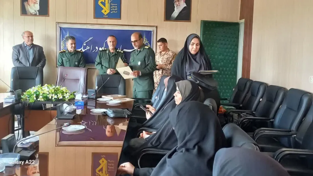 برگزاری آیین تجلیل از مدارس بالای 6 تیم ثبت نامی لیگ علمی پایا در شهرستان کبودرآهنگ همدان