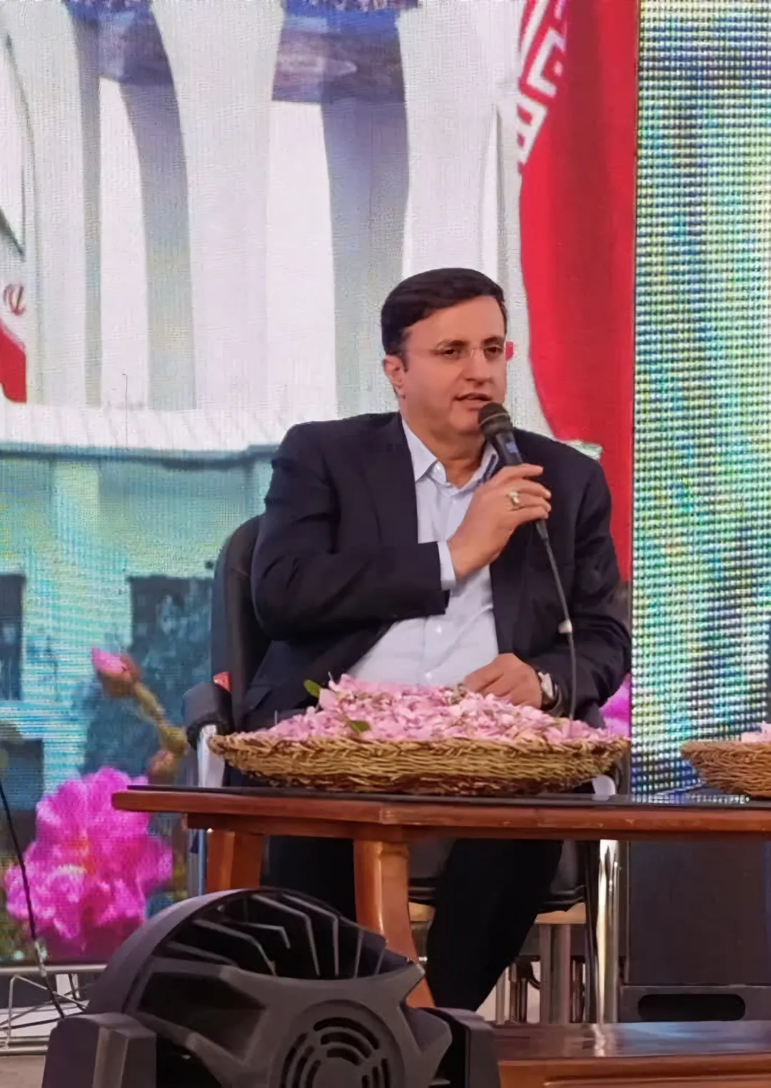 نتایج برگزاری جشنواره جهانی در یک روستای ایرانی