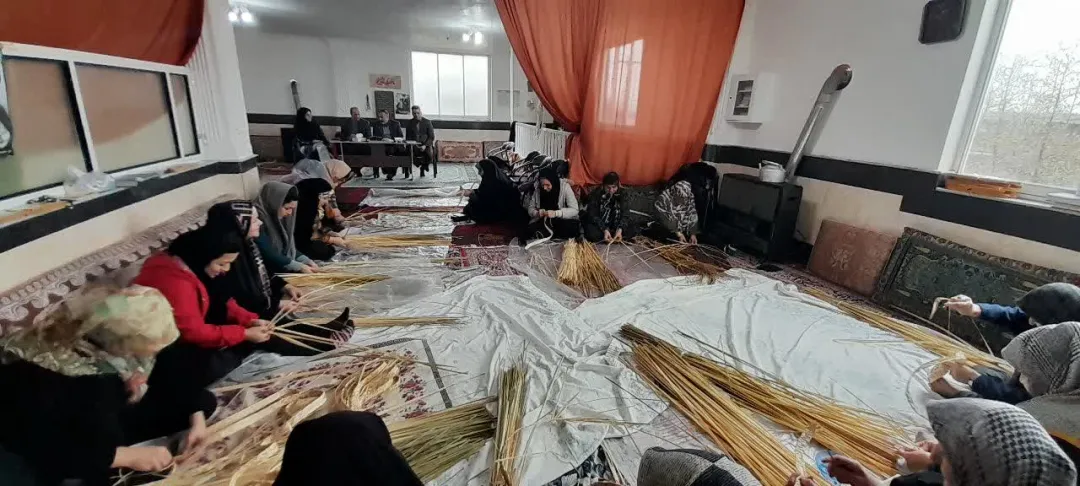 نقش زنان در فرآيند توسعه روستايی و كشاورزی