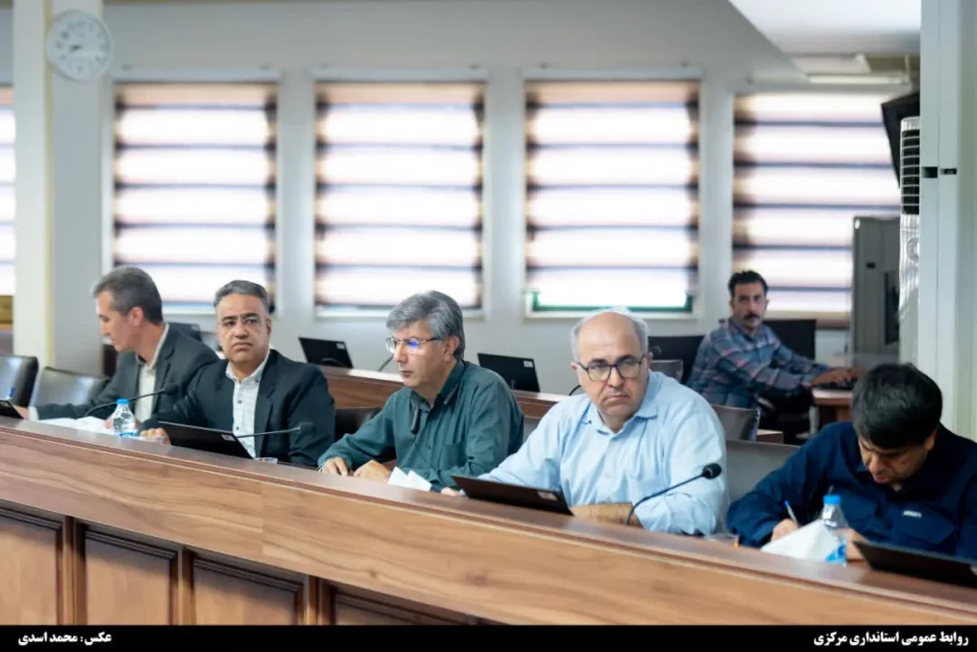 اجرای طرح‌های خورشیدی در استان مرکزی با هدف تولید ۵ هزار مگاوات برق پاک
