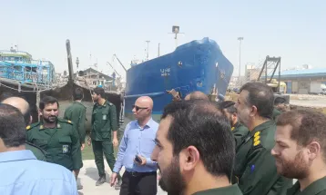 بازدید علمی ناحیه مقاومت بسیج شهرستان آبادان از اداره بندر و دریانوردی