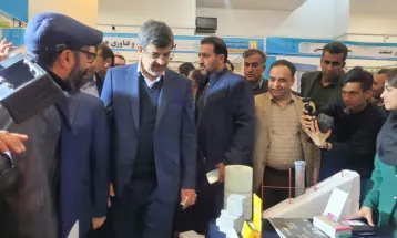 گزارش تصویری/ آغاز به  کار یازدهمین نمایشگاه پژوهش، فناوری، و فن بازار در یزد