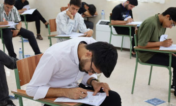 تصاویر/ نوبت دوم آزمون سراسری ۱۴۰۴ در یزد برگزار شد
