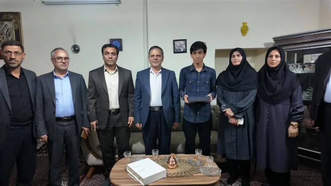نخبگان علمی، طلایه‌داران پیشرفت و اقتدار آینده ایران هستند