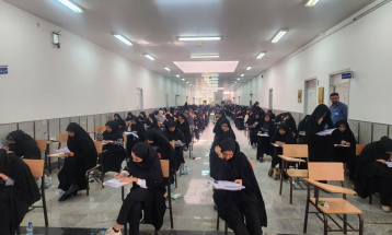 گزارش تصویری/ آزمون استخدامی آموزش و پرورش در یزد برگزار شد
