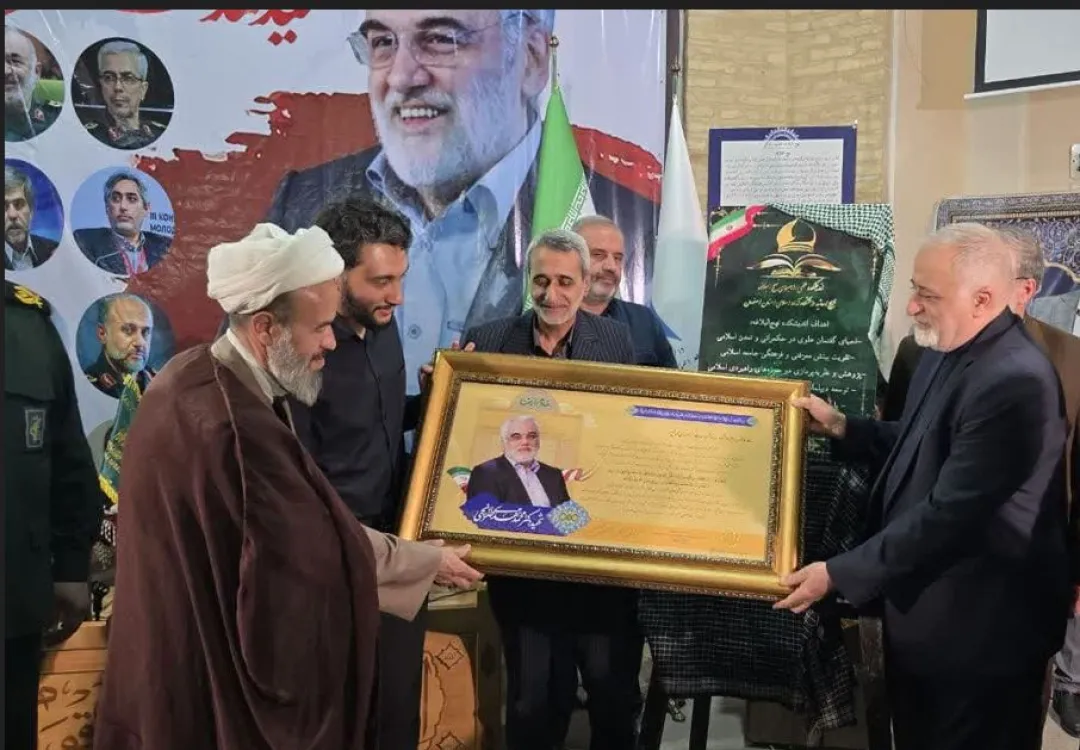 حرکت علمی کشور به برکت خون شهدا با قدرت و سرعت بیشتر به سمت قله‌ها خواهد رفت