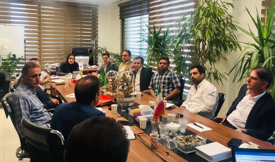 ایران، گلدان شکوفایی صادرات گل و گیاه: جلسه‌ای برای رونق اقتصادی و ارزی